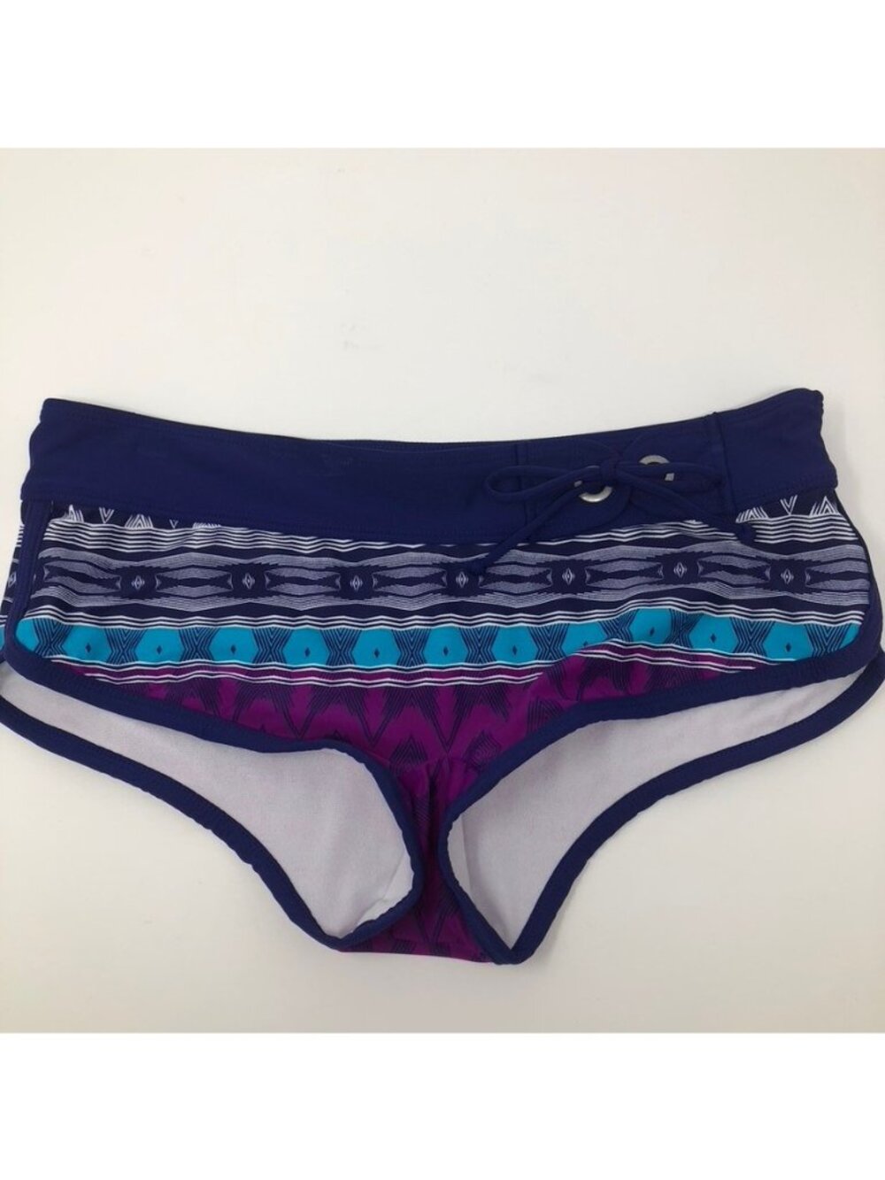 Athleta Belize Dolphin Stripe Swim Shorts Size M